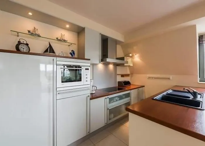 penthouse saint idesbald